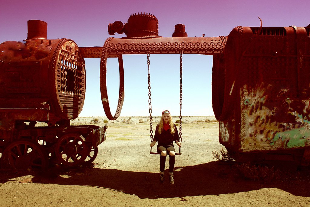 train-cemetery-at-uyuni--bolivia